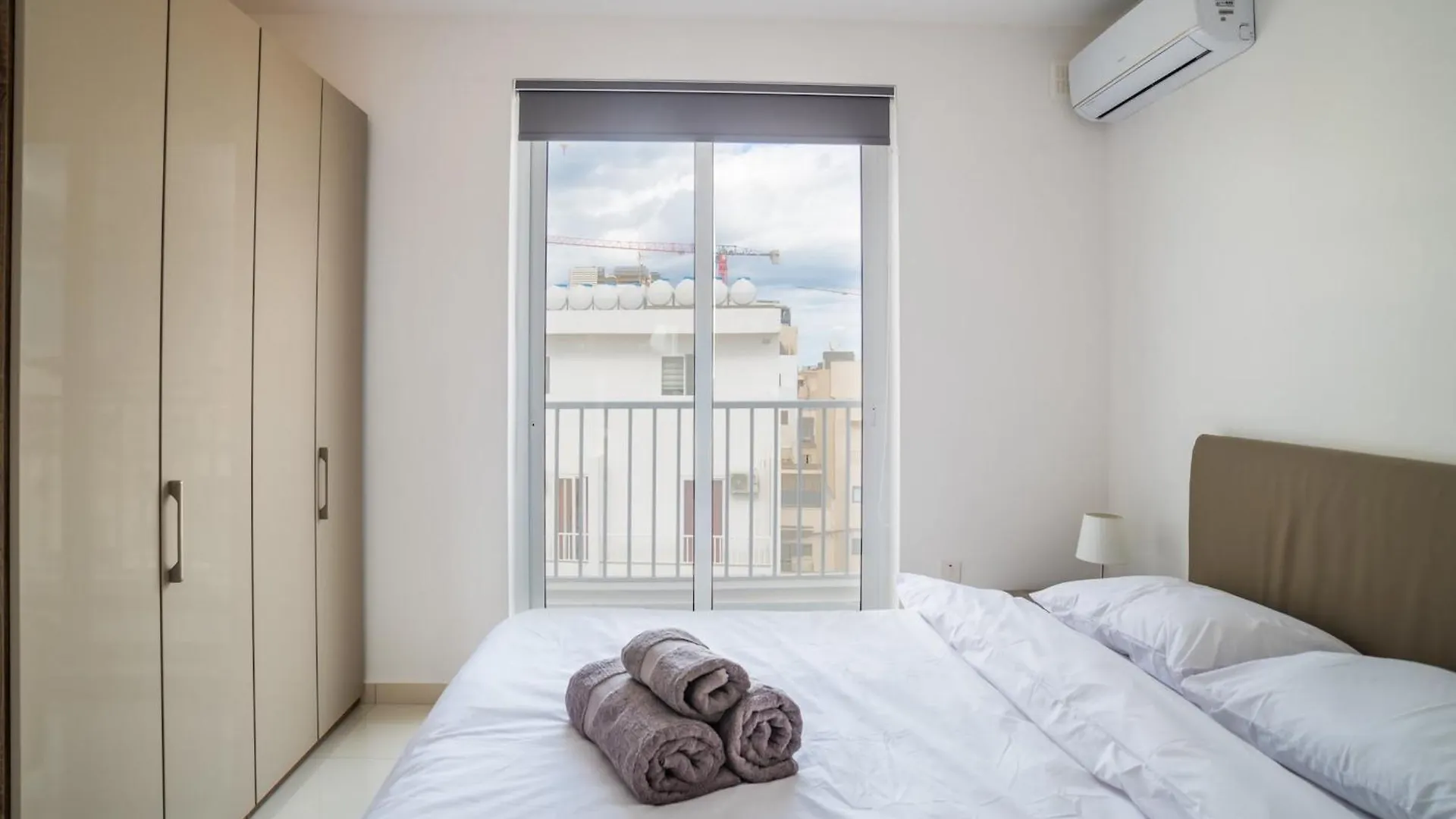 Bnbnova - Private Penthouse With Terrace Spinola Bay San Giuliano 0*,  Malta