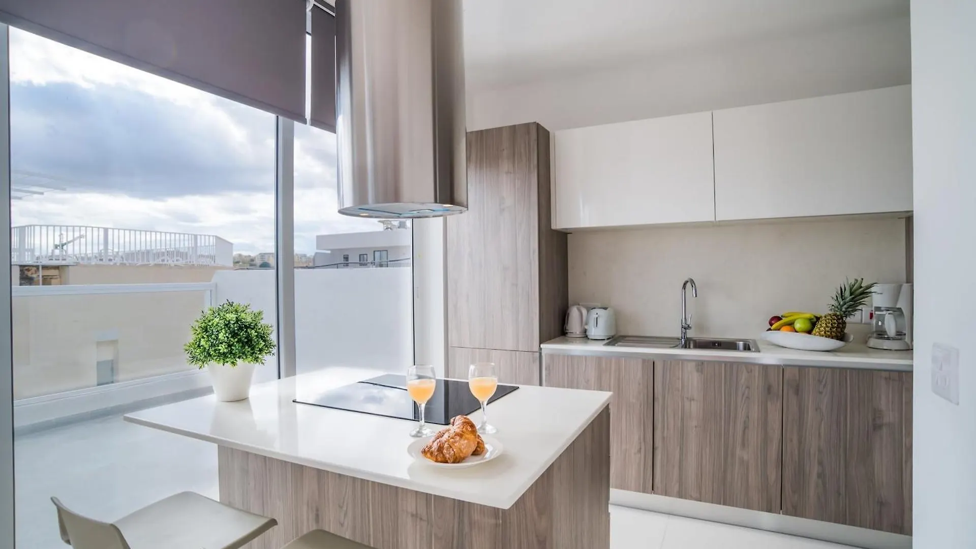 Apartment Bnbnova - Private Penthouse With Terrace Spinola Bay Saint Julian's Malta